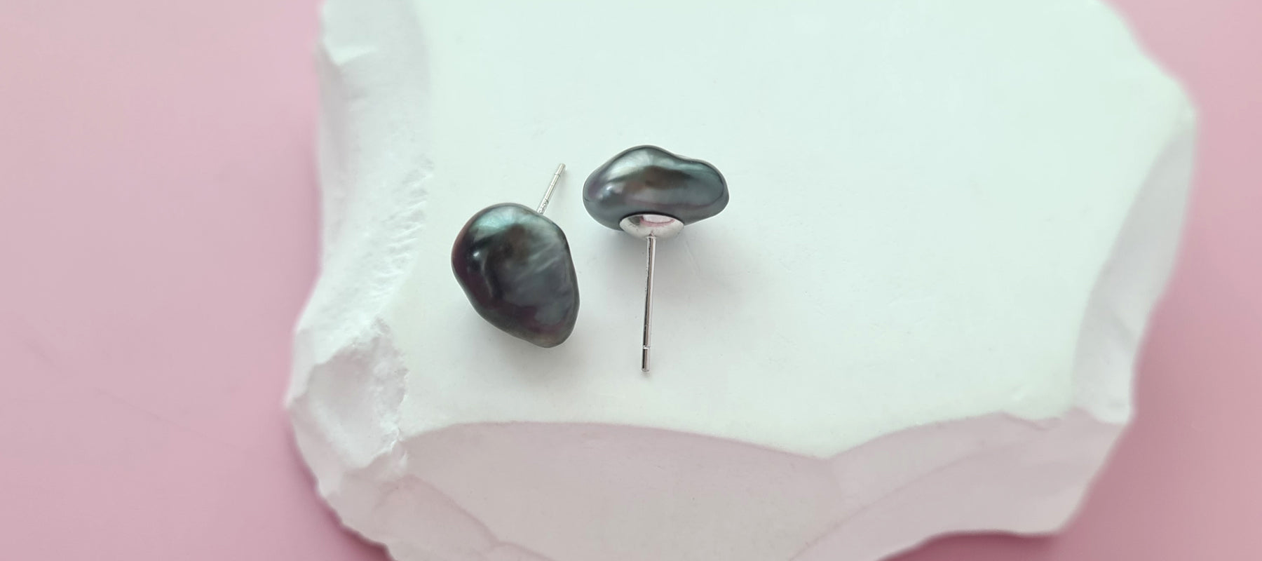 Tahitian Keshi Pearl 18k Stud Earrings