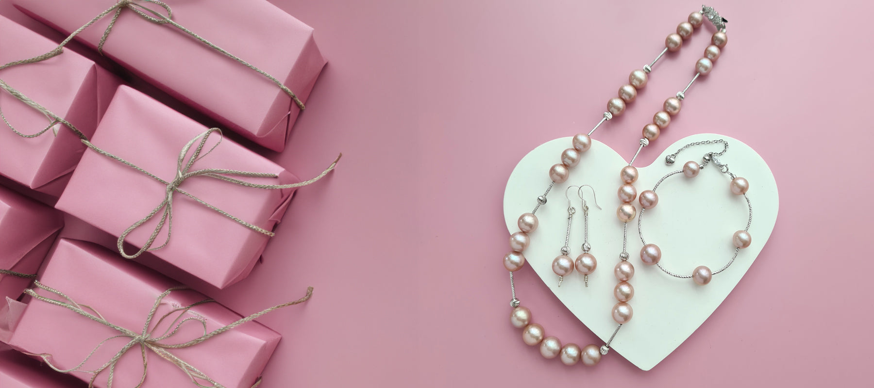 10 Best Christmas Gifts to Get for Her: A Guide to Thoughtful and Elegant Holiday Surprises