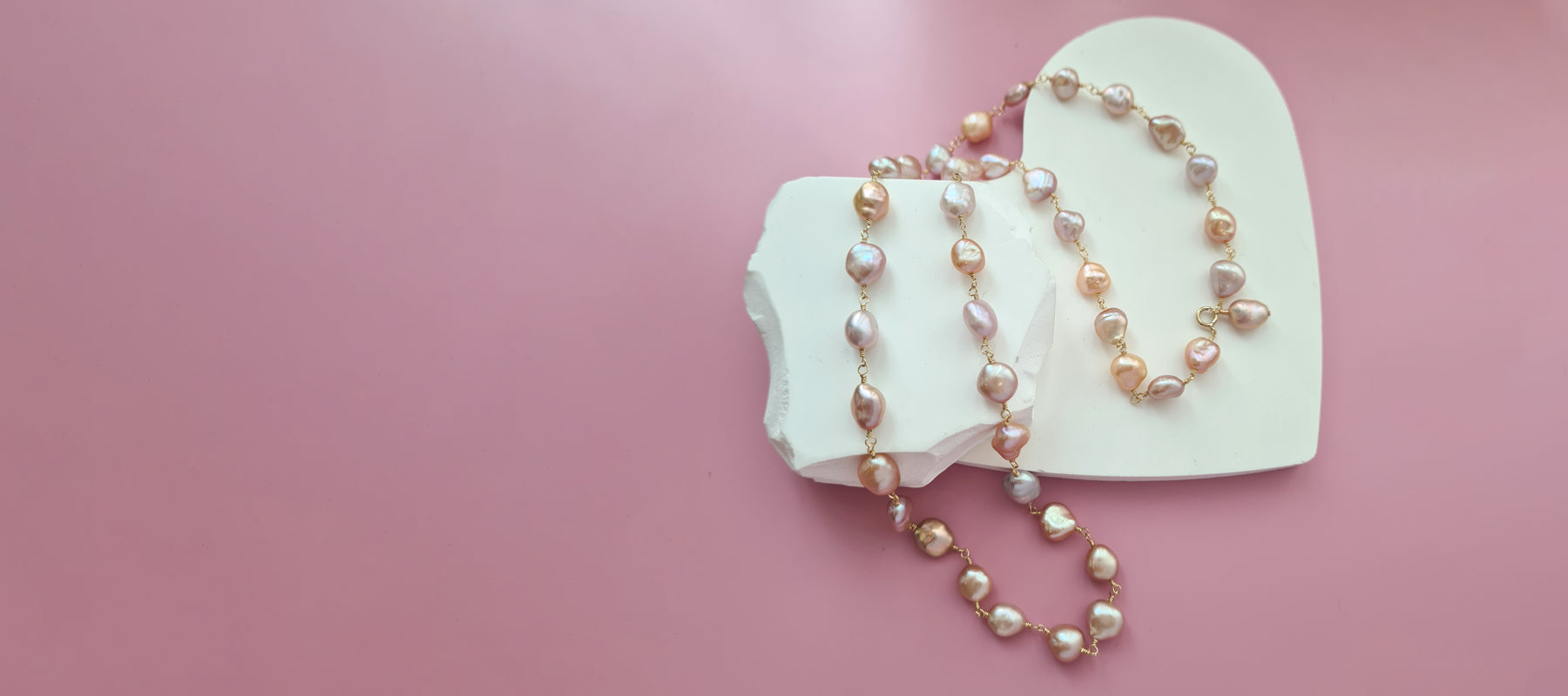 6 Reasons Why Pastel Pearl Jewelry is Perfect for a Pastel Wedding