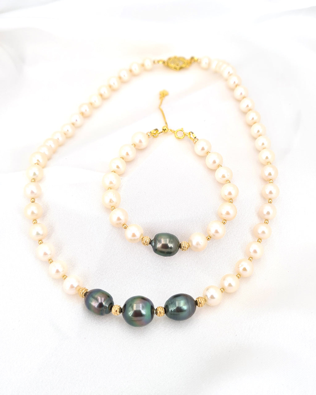 Tahitian Pearls on Freshwater Pearl Strand Necklace - Glitz And Love