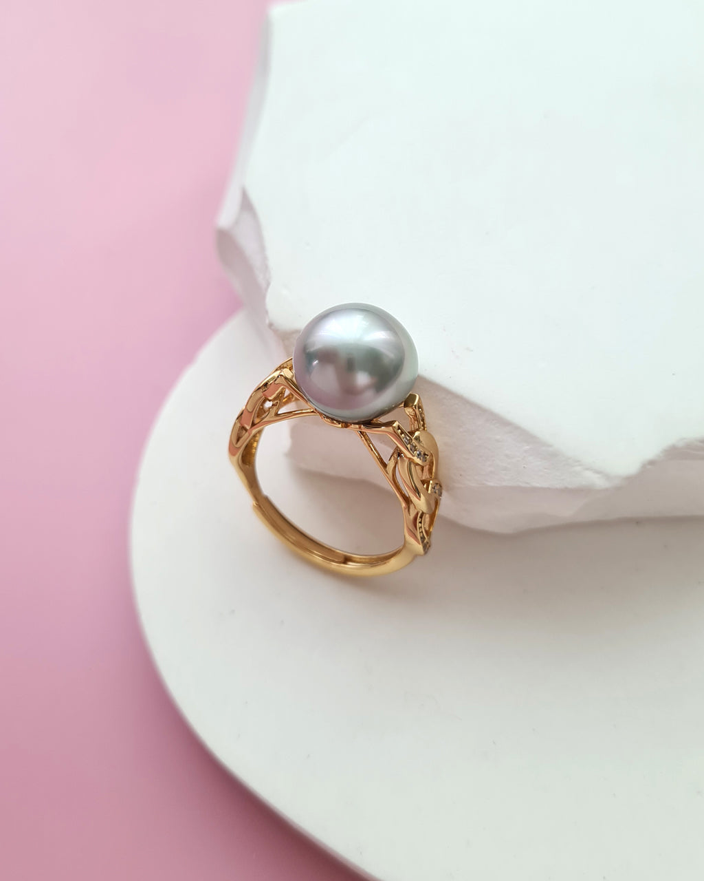 Platinum Grey Tahitian Pearl Ring - Modern Pearl Jewelry in Singapore