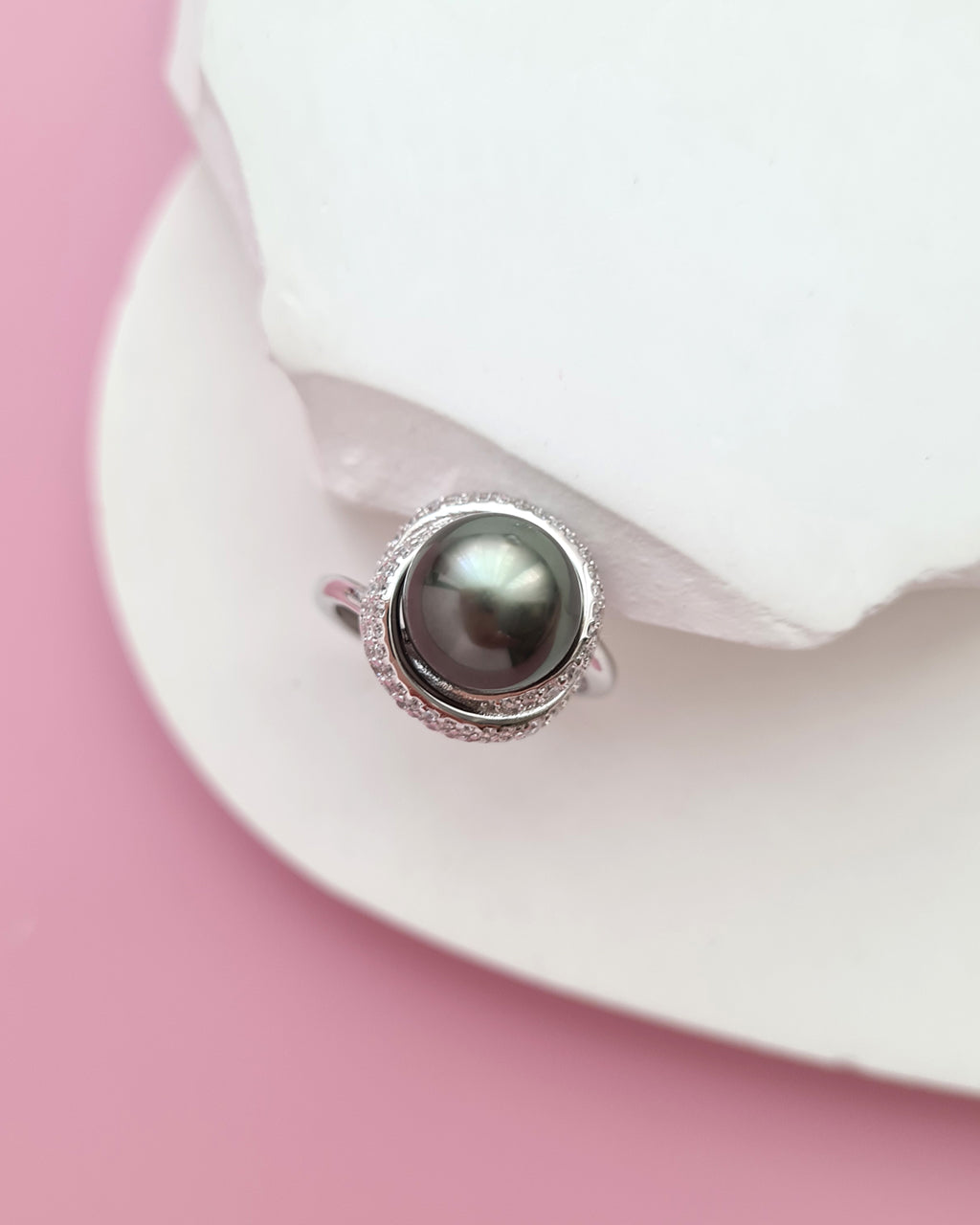 Tahitian Pearl Ring, Timeless Pearl Jewelry in Singapore