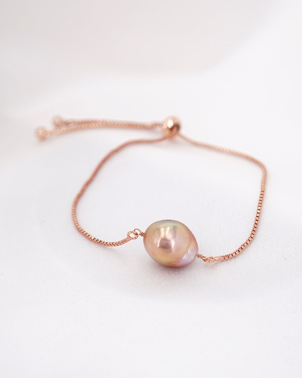 Rose gold deals and pearl bracelet